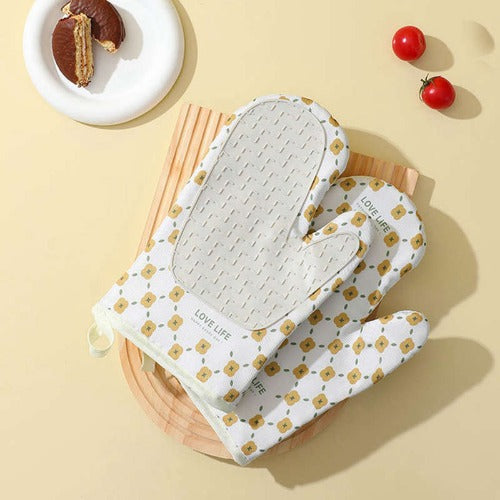 Non-Slip Microwave Oven Gloves: Heat Resistant Cotton