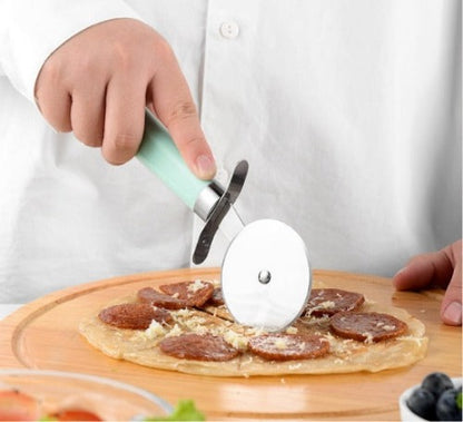 Innovative Plastic Handle Stainless Steel Utensils